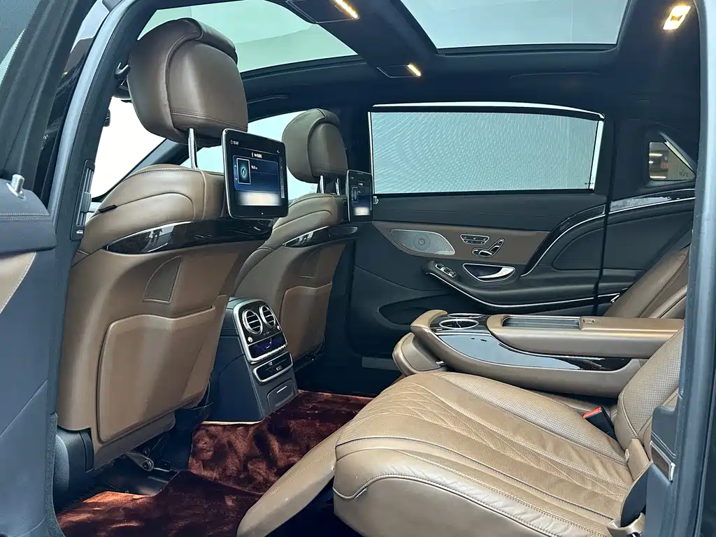 Mercedes-Benz S-Class — миниатюра 6