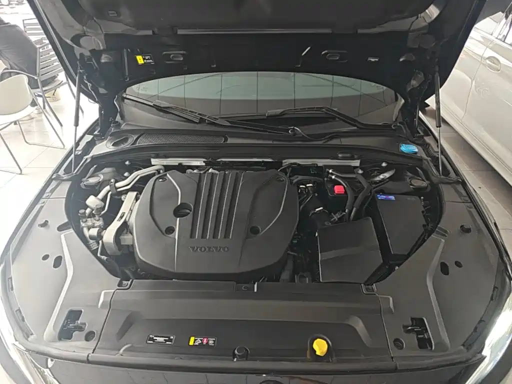 Volvo S90 — миниатюра 20