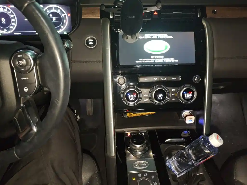 Land Rover Discovery — миниатюра 14