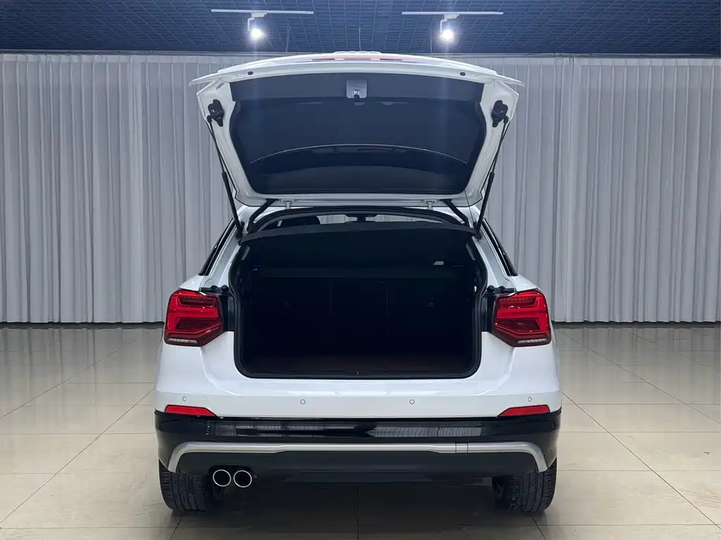 Audi Q2L — миниатюра 6
