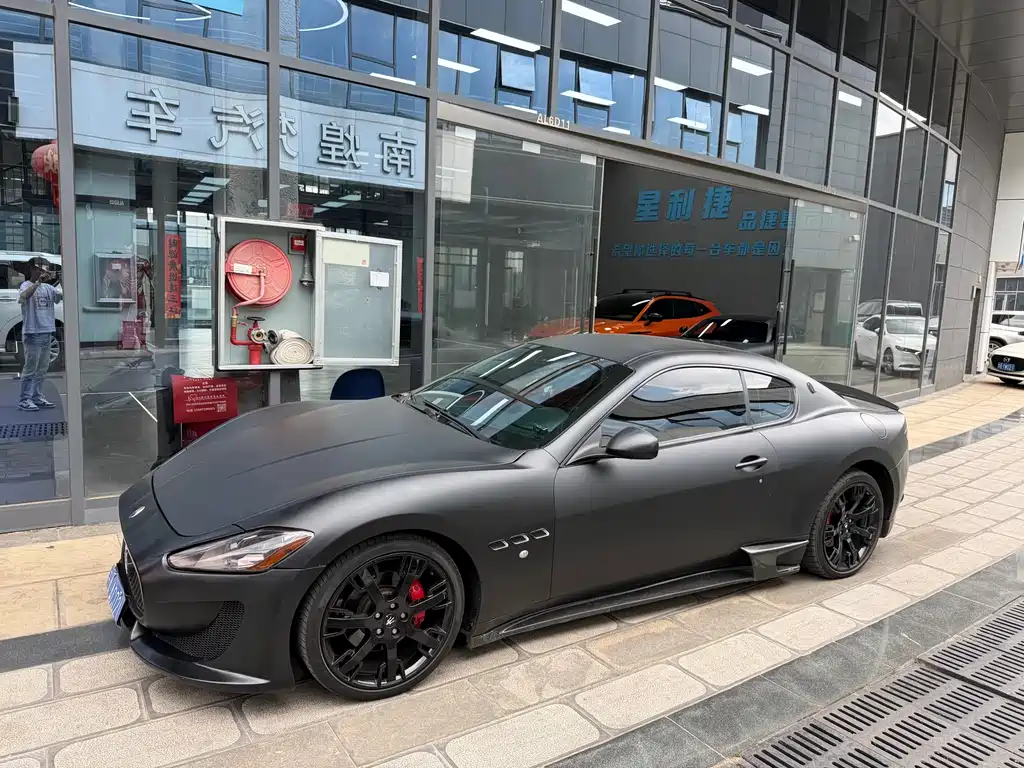 Maserati GranTurismo 2007 4.2L Standard