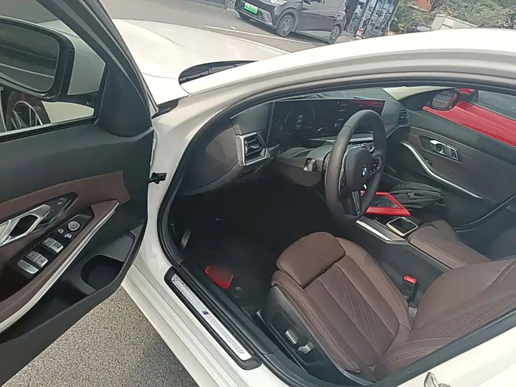 BMW 3 Series — миниатюра 16