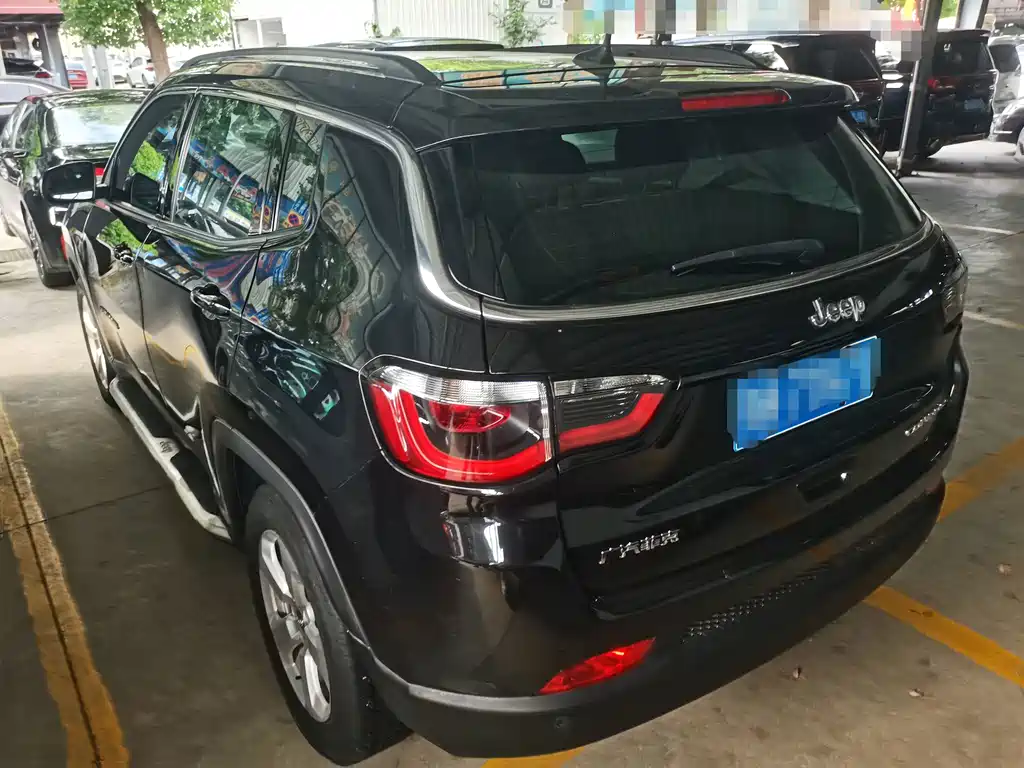 Jeep Compass — миниатюра 8