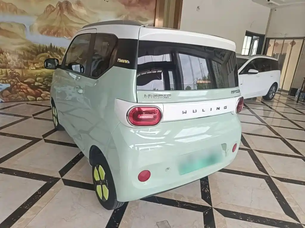 Wuling MINIEV — миниатюра 5
