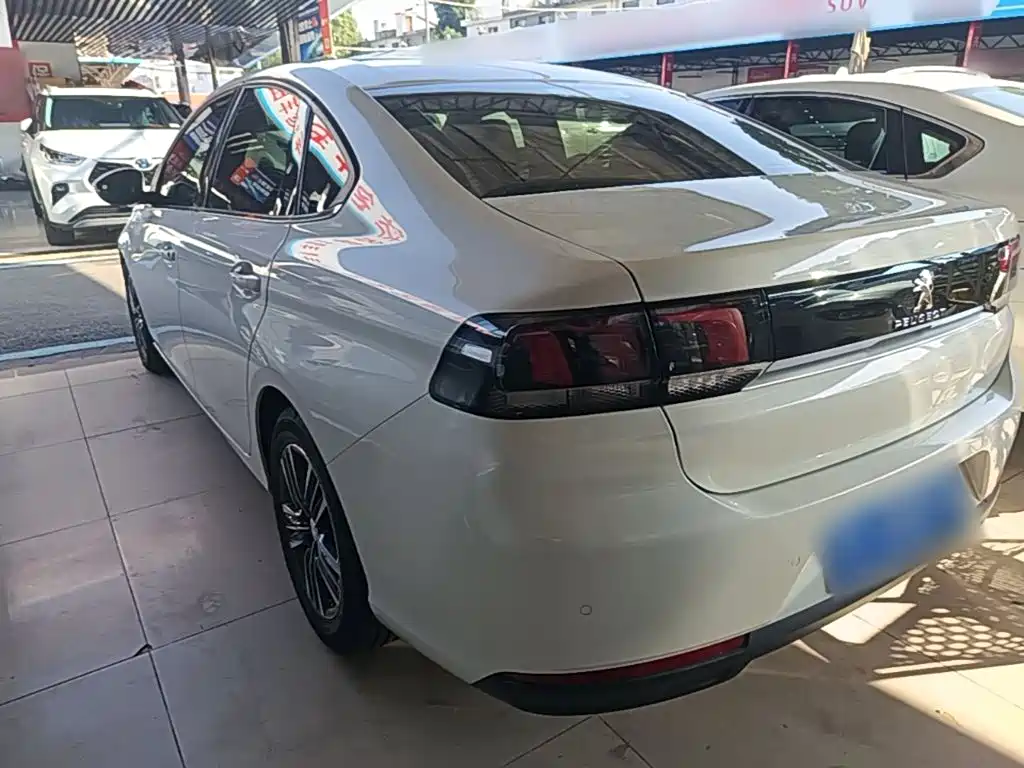Peugeot 308 — миниатюра 5