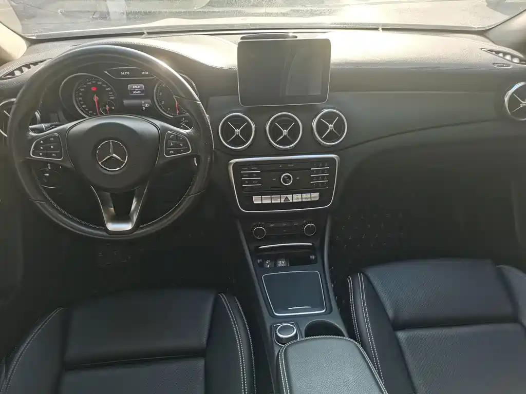 Mercedes-Benz GLA — миниатюра 7