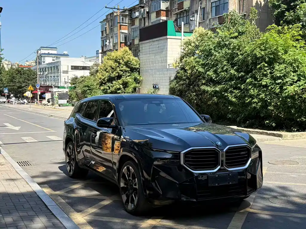 BMW XM 2023 50e