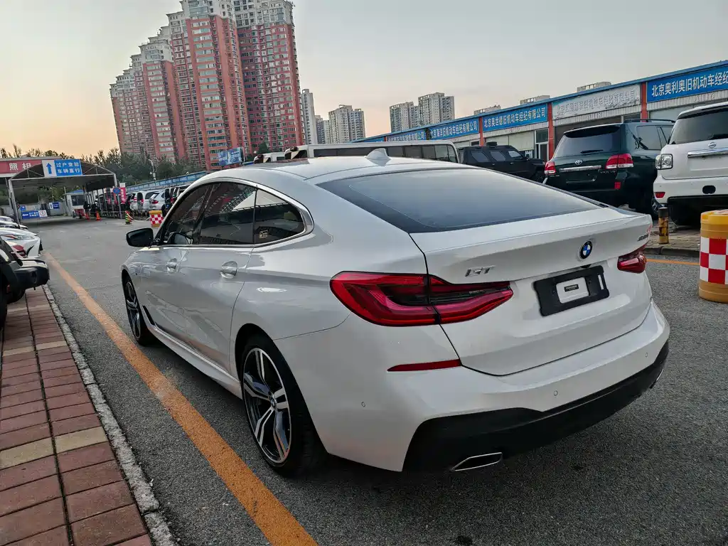 BMW 6 SERIES GT