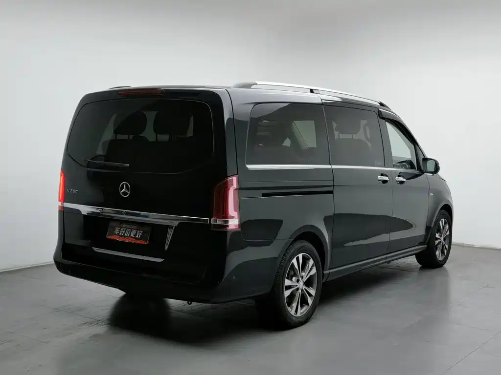 Mercedes-Benz V-Class — миниатюра 2