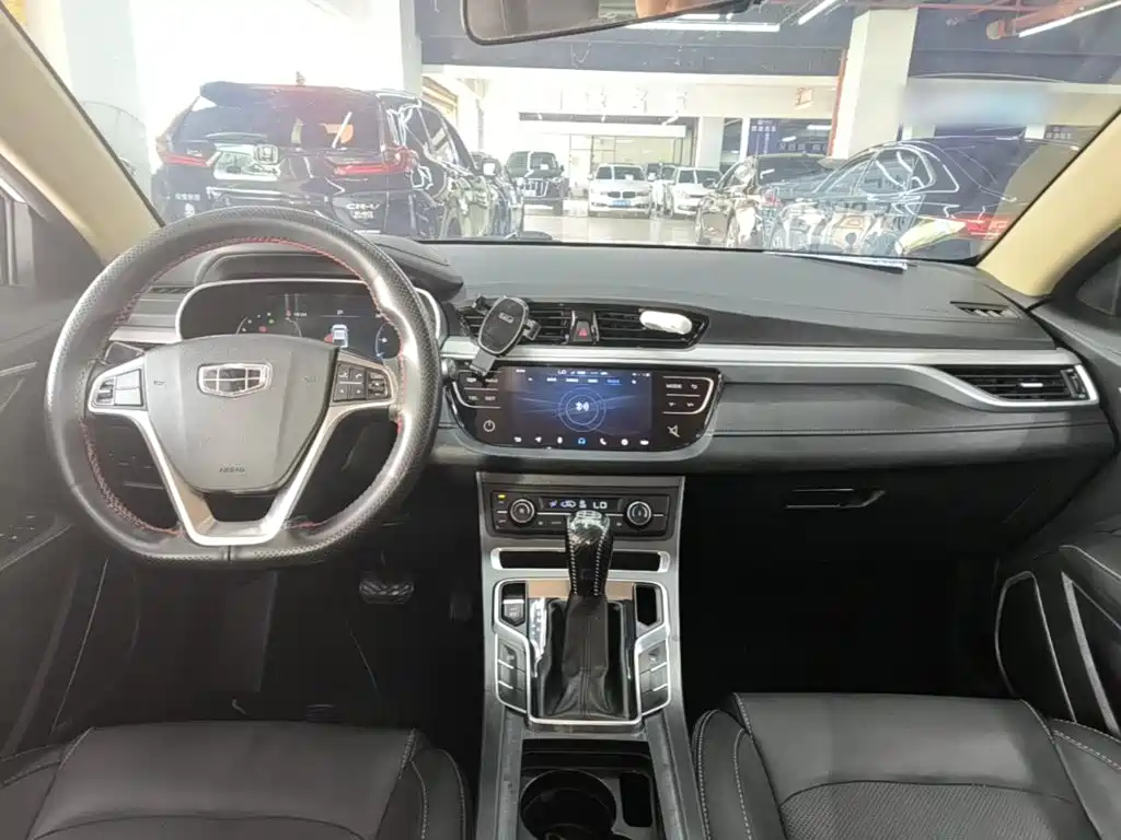 Geely Emgrand — миниатюра 10