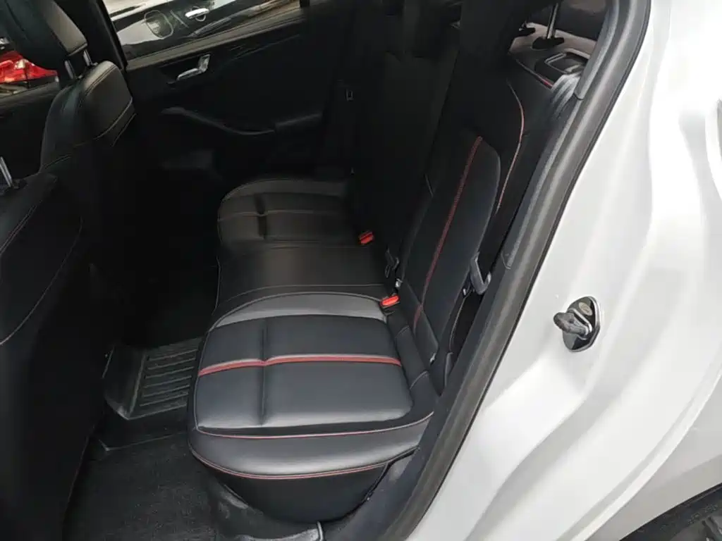 Ford Focus — миниатюра 17