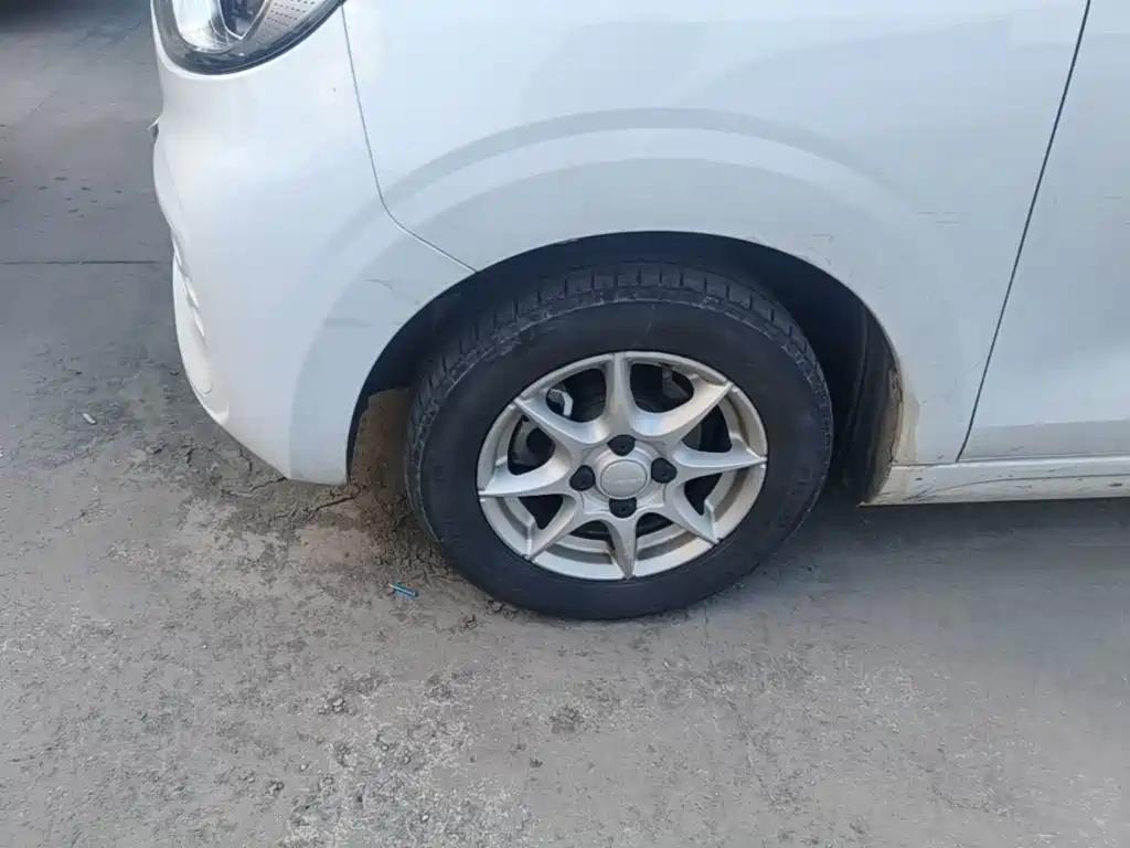 Roewe Clever — миниатюра 23
