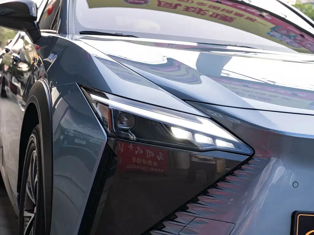 Lexus RZ — миниатюра 6