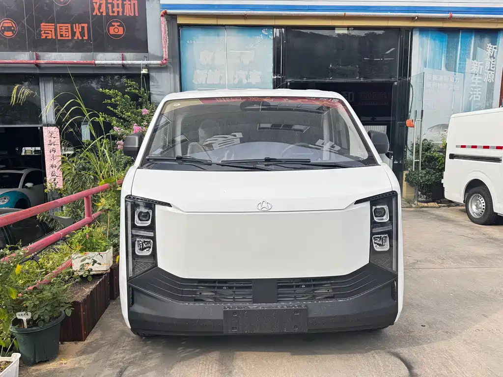 Kuayue 跨越星光 EV — миниатюра 2