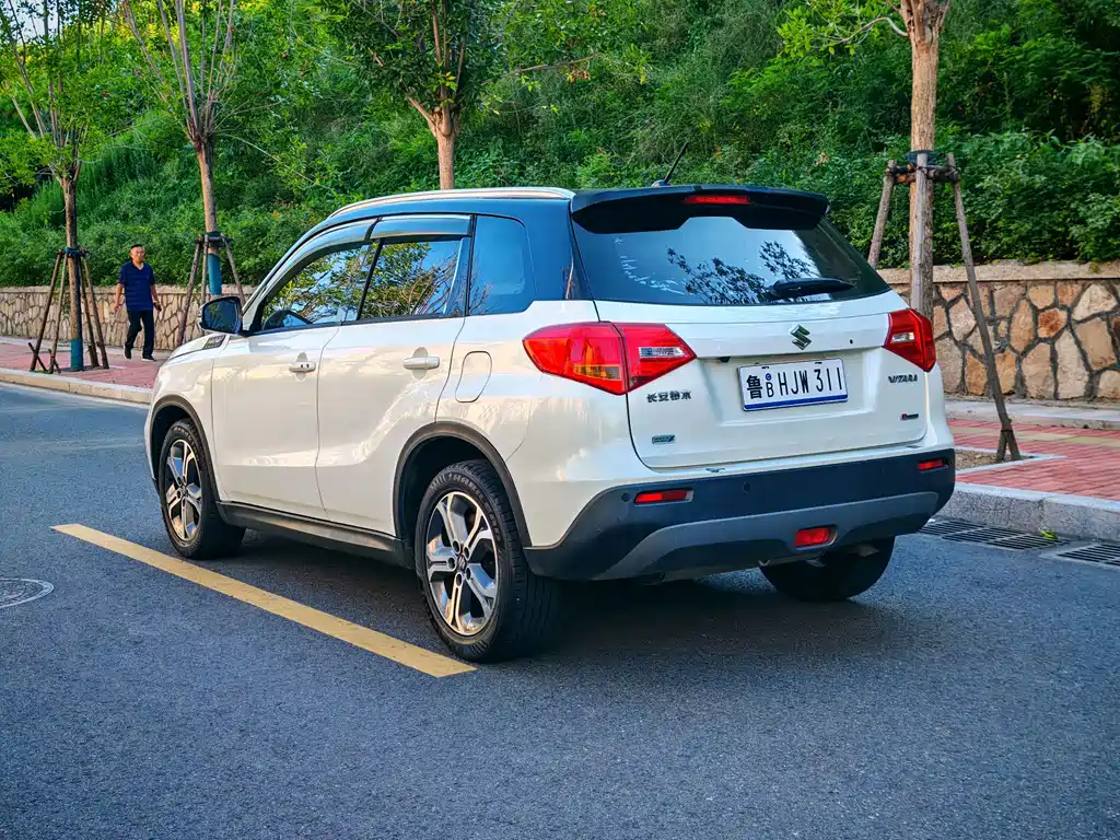 Suzuki Vitara — миниатюра 11