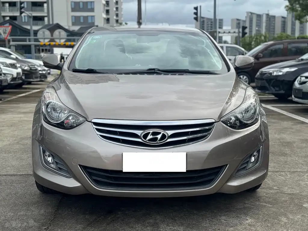 Hyundai Elantra Langdong — миниатюра 2
