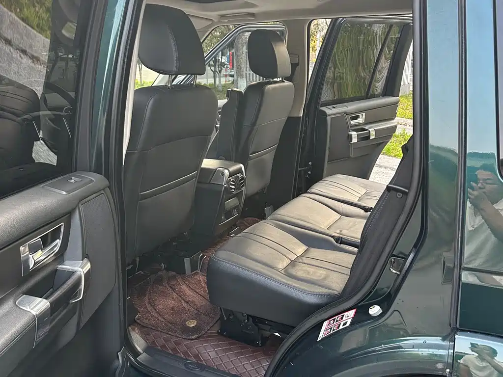 Land Rover Discovery 2016 3.0 SC V6 HSE
