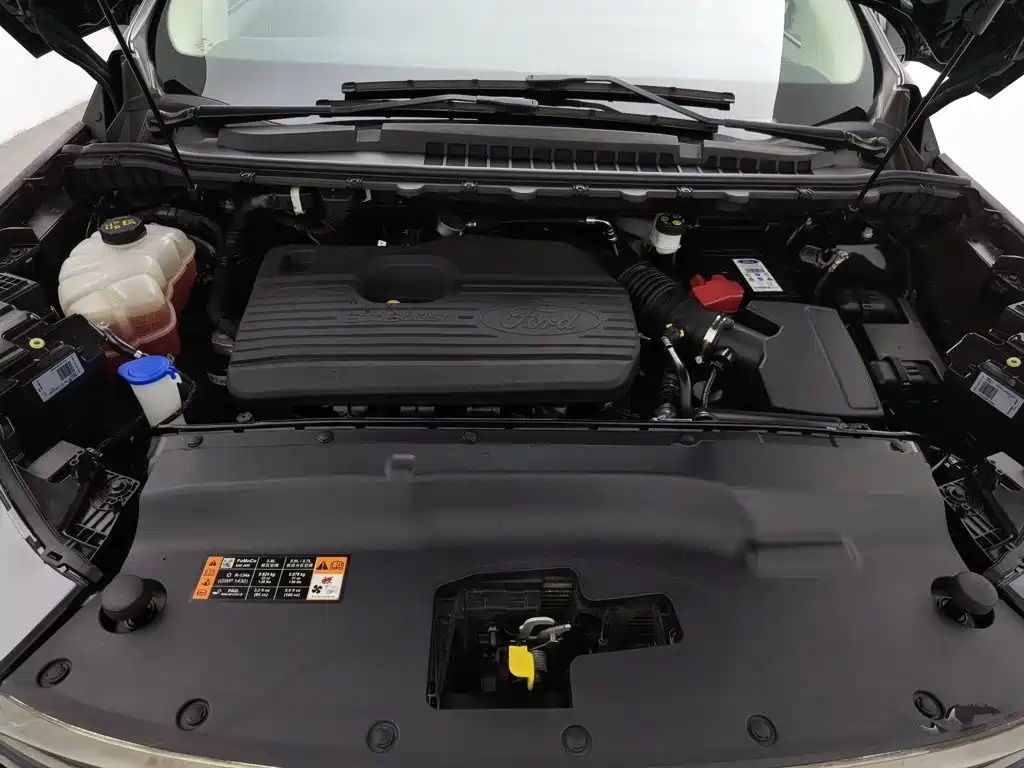 Ford Edge — миниатюра 6
