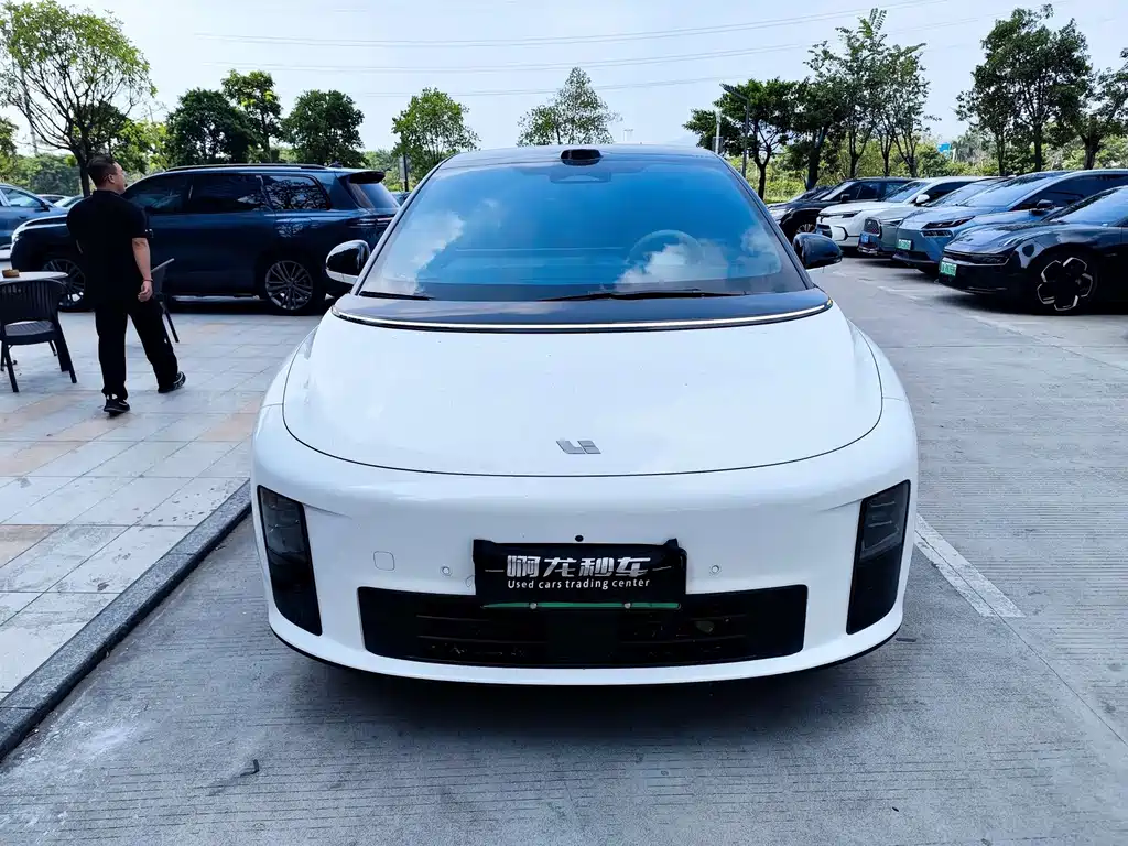 Li Auto Li i6 — миниатюра 2