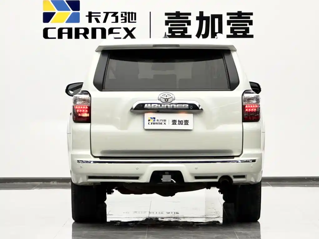 Toyota 4Runner — миниатюра 5