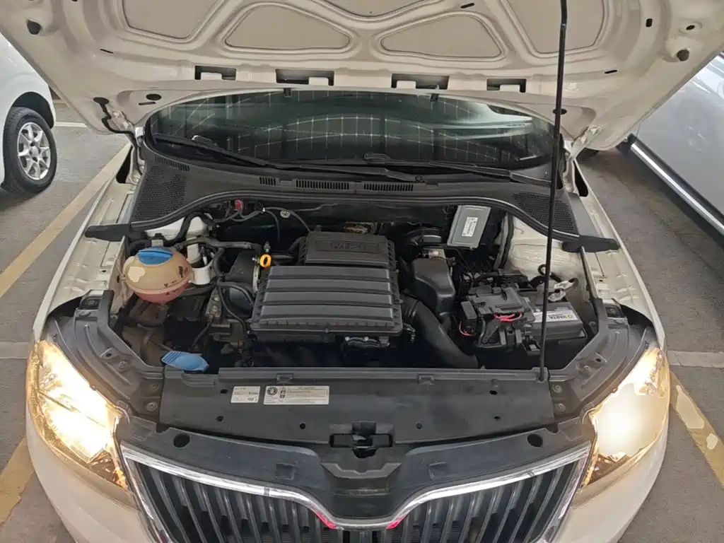 Skoda Rapid Spaceback — миниатюра 20