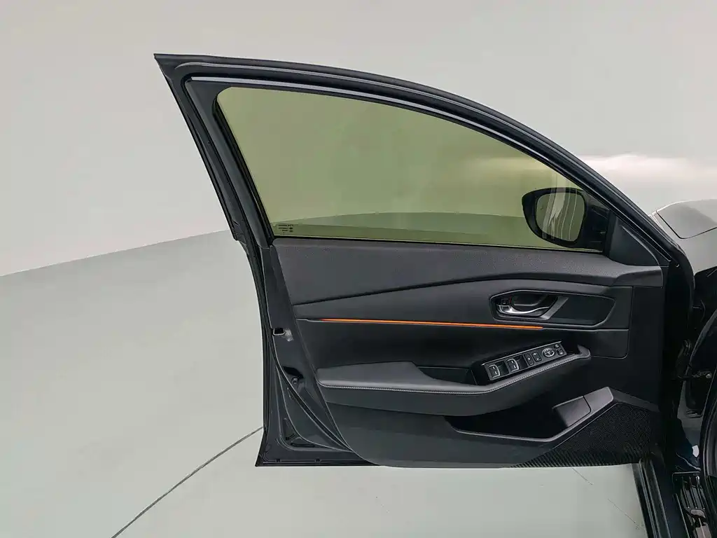 Honda Accord — миниатюра 12