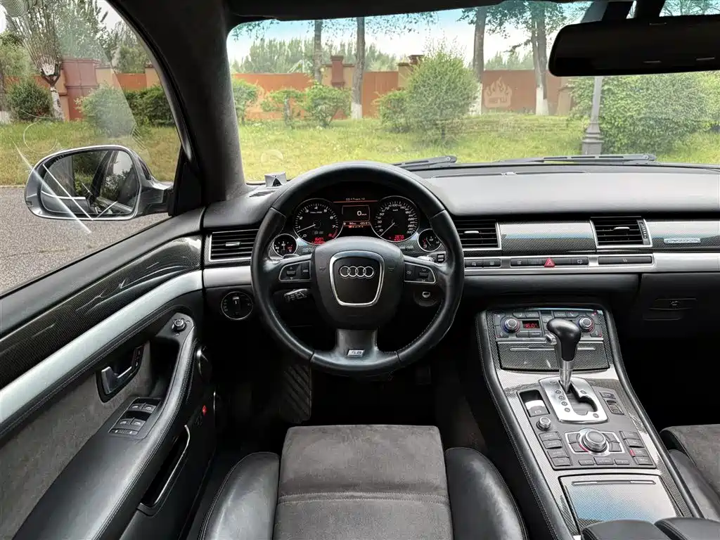 Audi S8 — миниатюра 16