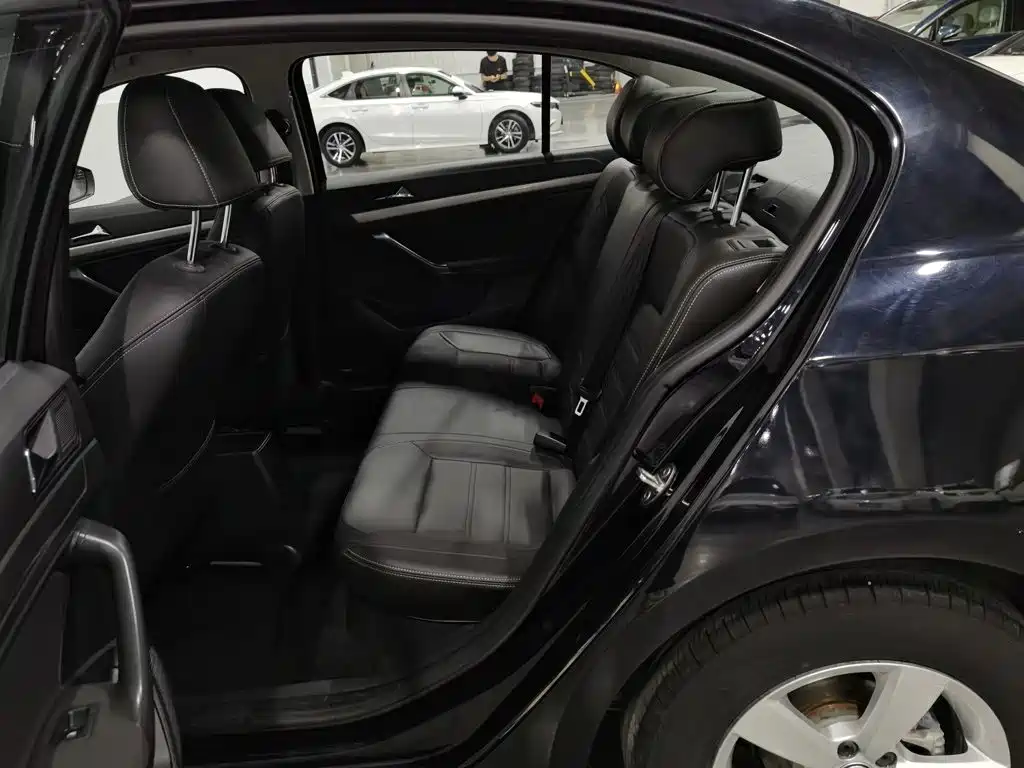 Volkswagen Lavida — миниатюра 15