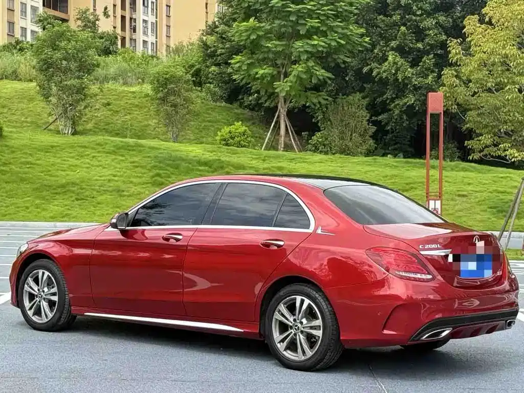Mercedes-Benz C-Class — миниатюра 6