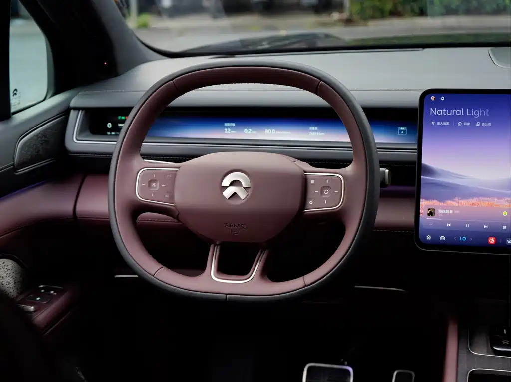 NIO ES8 — миниатюра 12