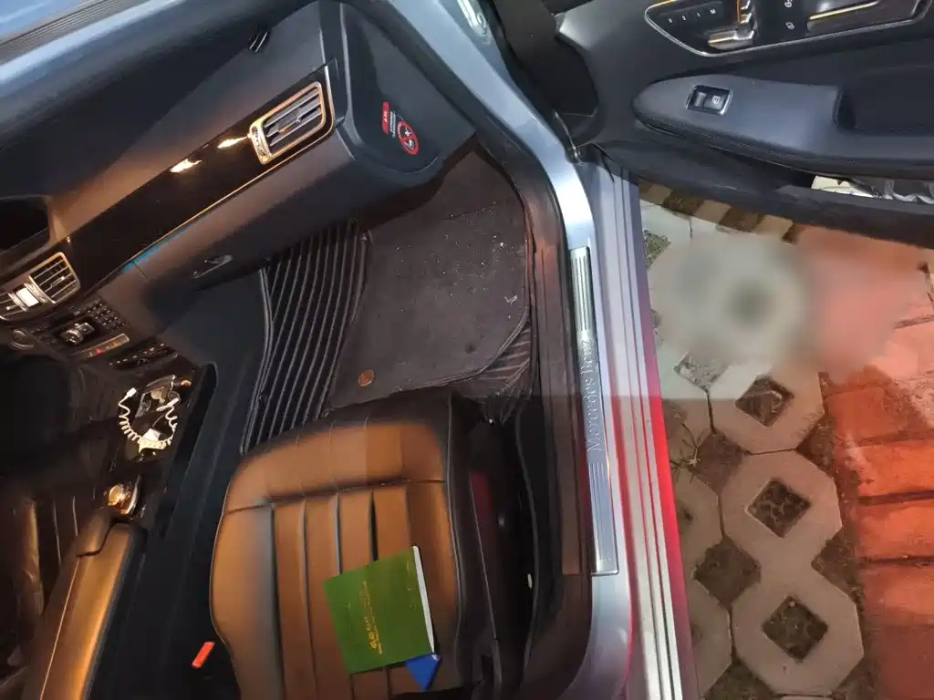 Mercedes-Benz E-Class — миниатюра 18