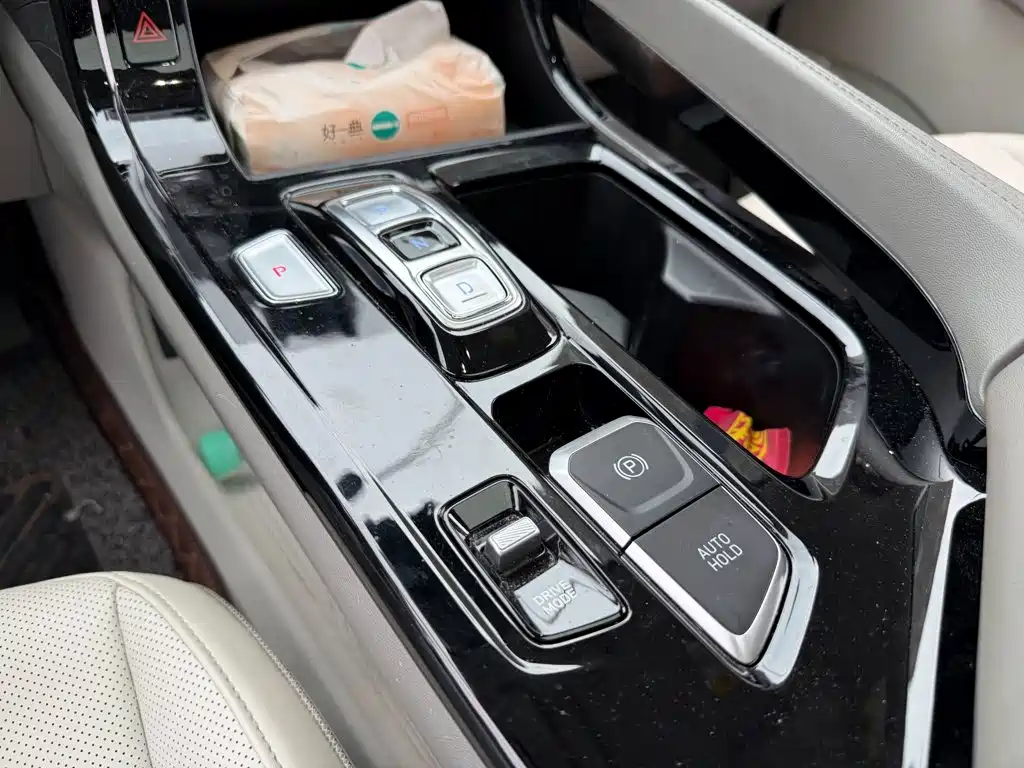 Hyundai Custo — миниатюра 9