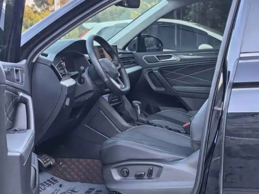 Volkswagen Tiguan L — миниатюра 4