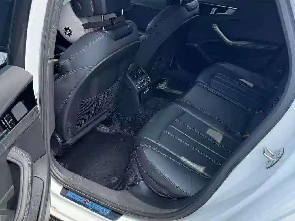 Audi A4L — миниатюра 6