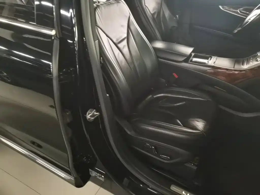 Lincoln MKX — миниатюра 25