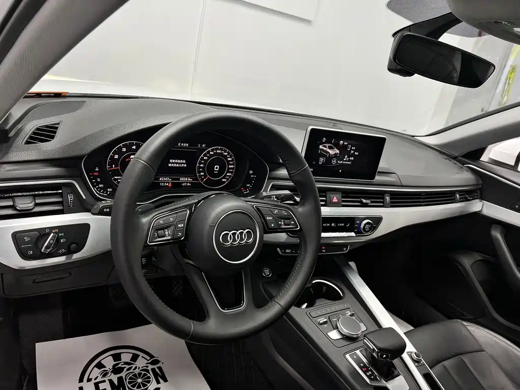 Audi A4L — миниатюра 24