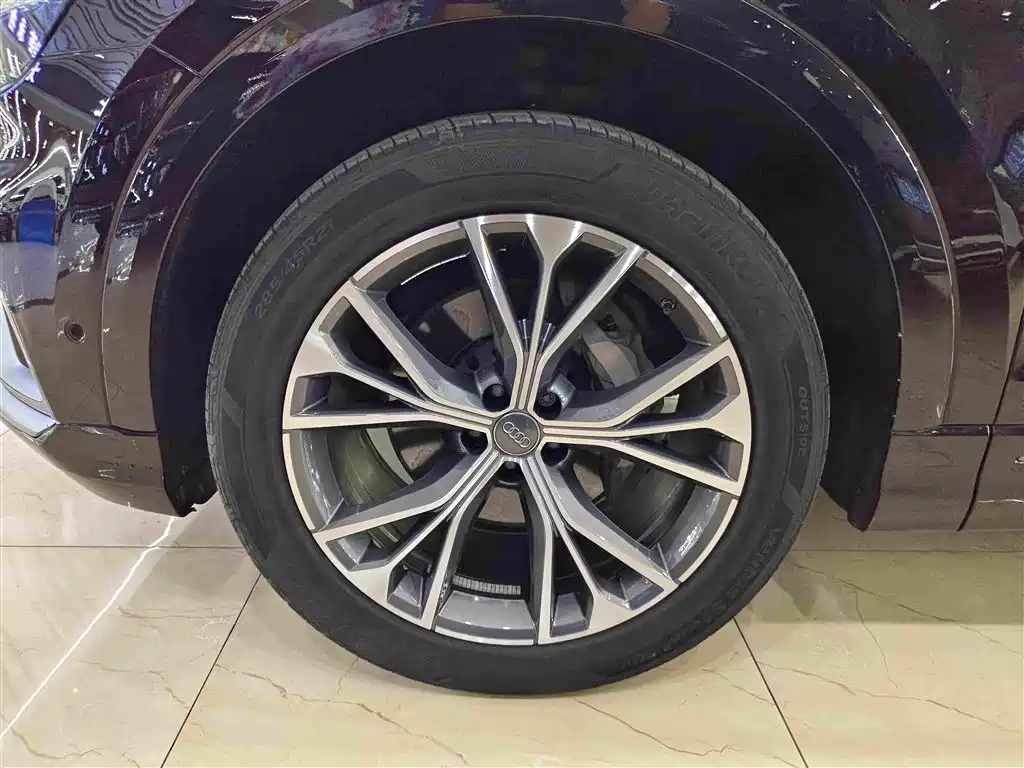 Audi Q8 — миниатюра 10