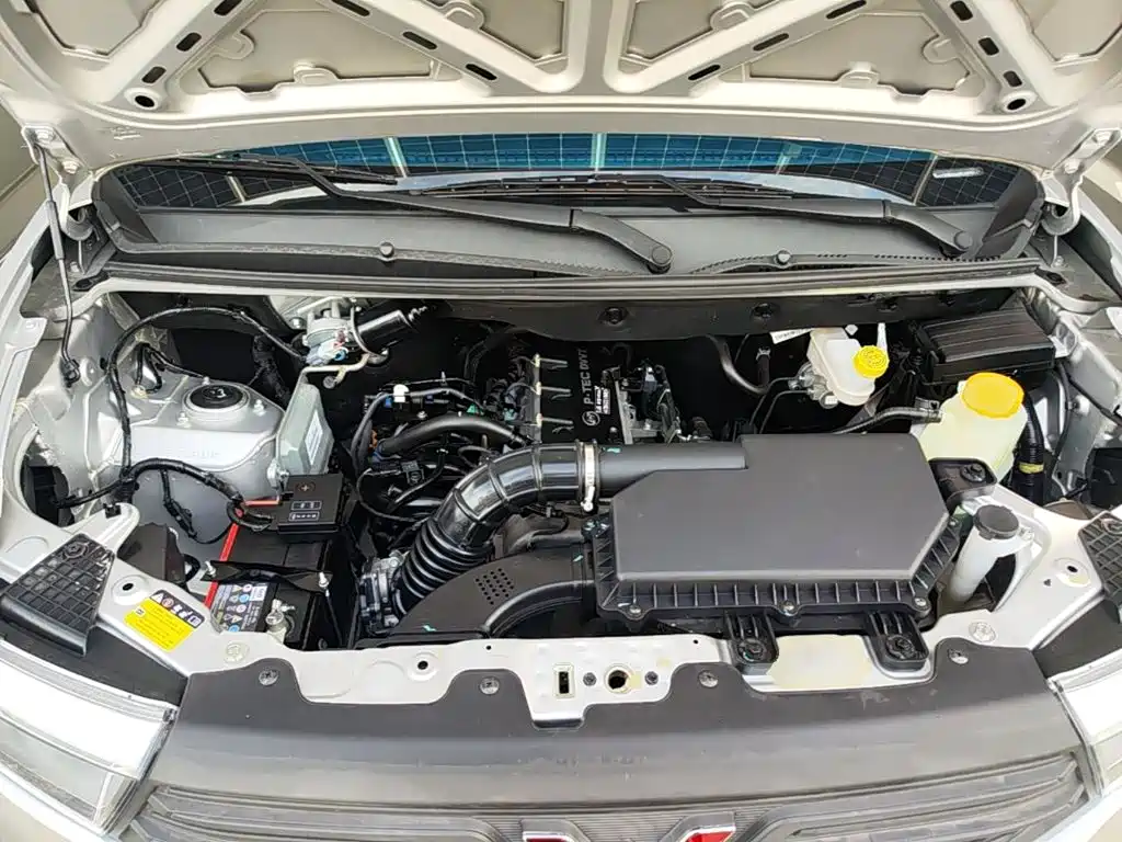 Wuling Hongguang V — миниатюра 20