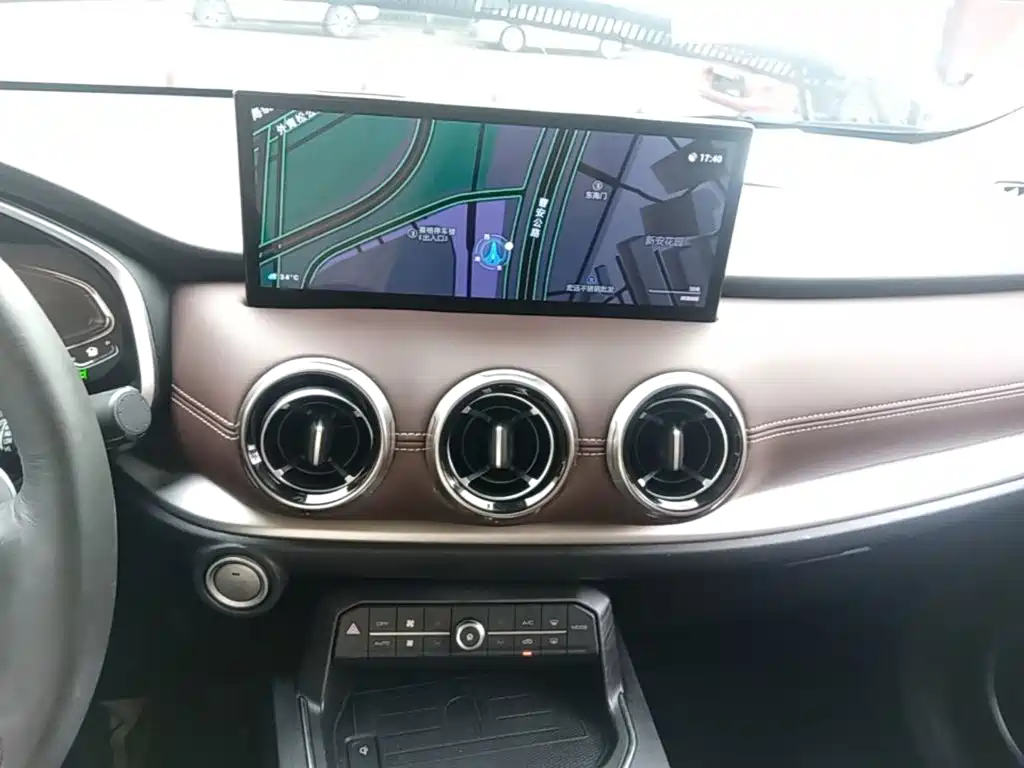 Wey Wey VV6 — миниатюра 13