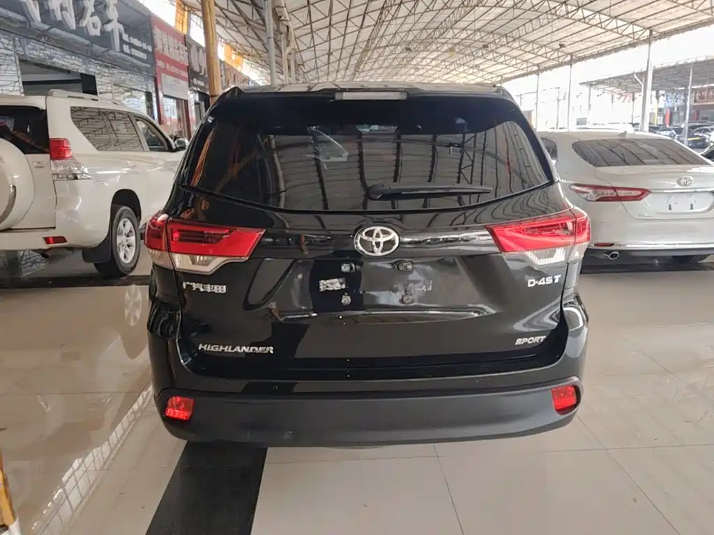 Toyota Highlander — миниатюра 4