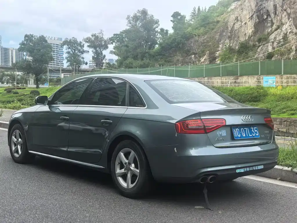 Audi A4L — миниатюра 9