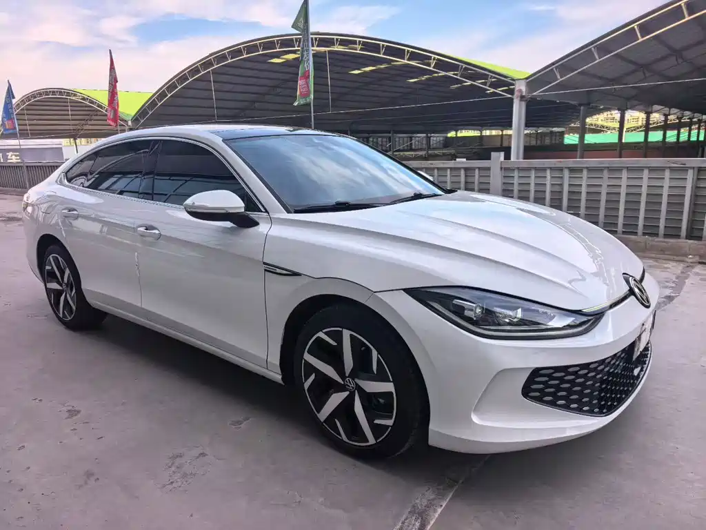 Volkswagen Lamando — миниатюра 3