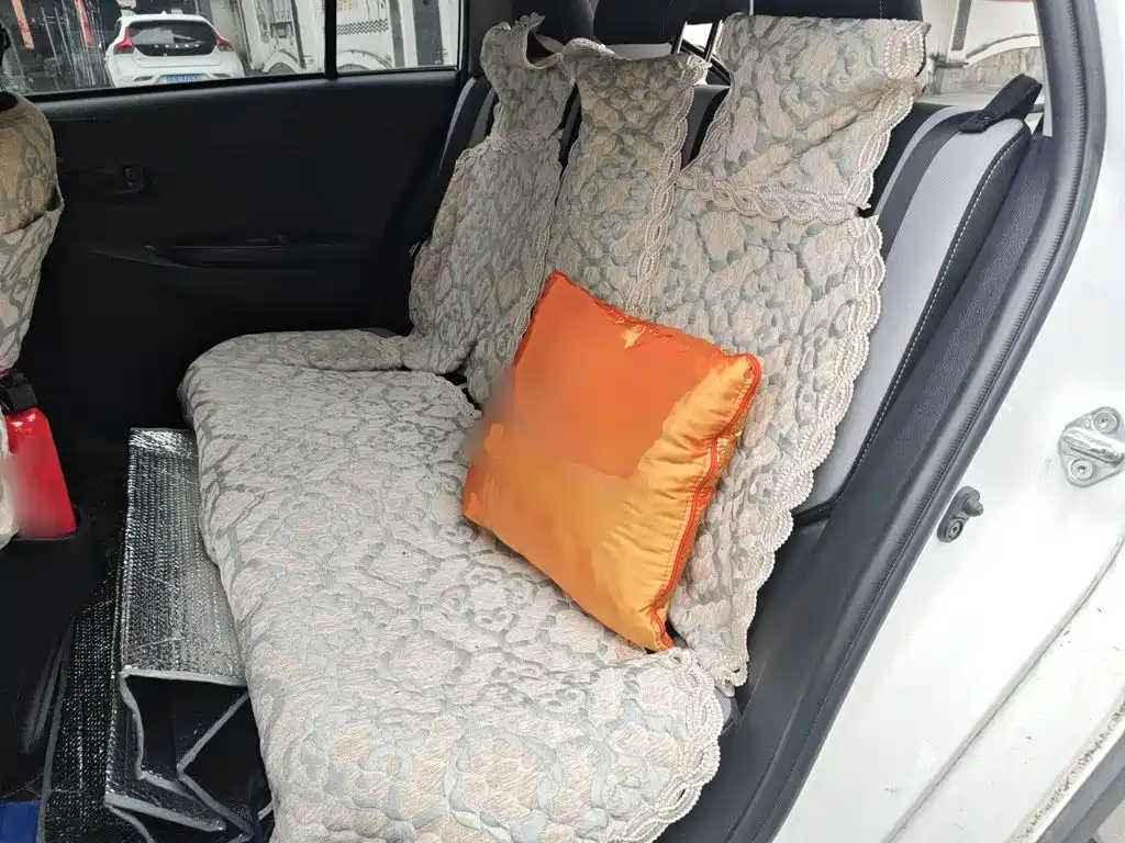 Toyota Yaris L — миниатюра 18