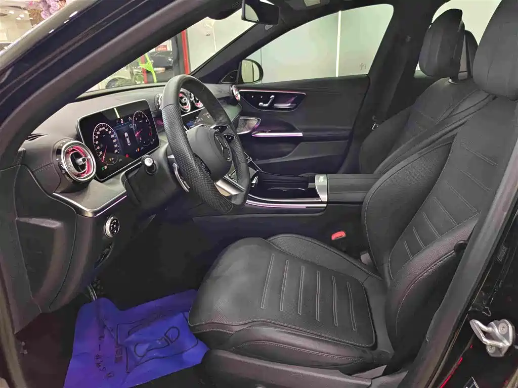 Mercedes-Benz C-Class — миниатюра 4