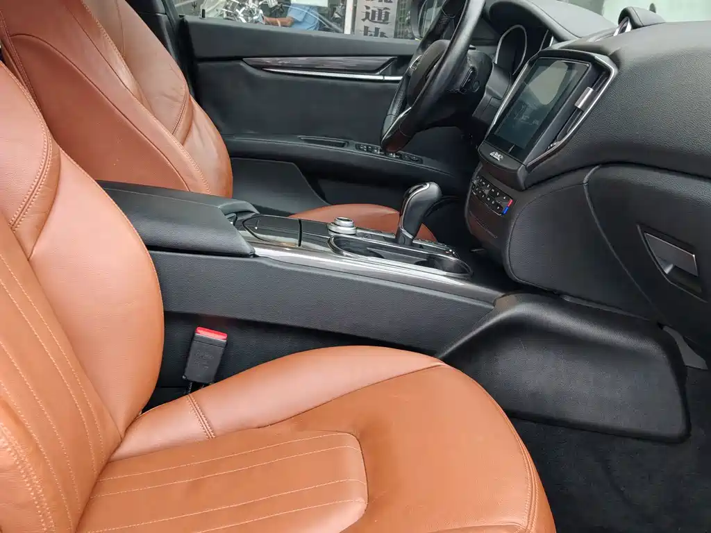 Maserati Ghibli — миниатюра 16