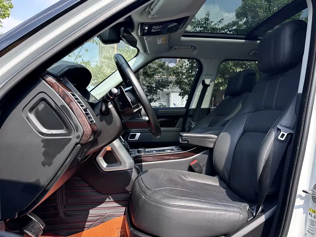 Land Rover Range Rover — миниатюра 10
