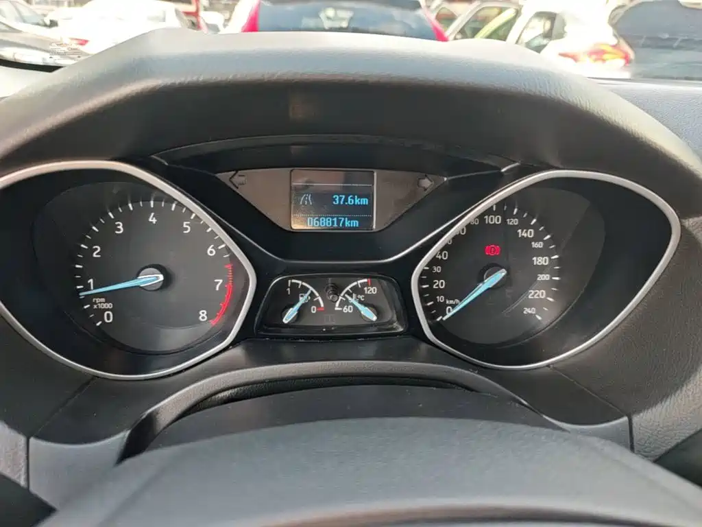 Ford Focus — миниатюра 12