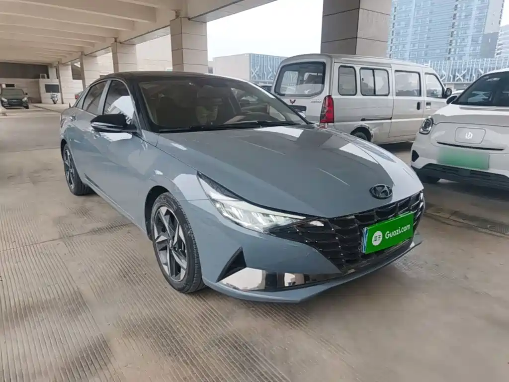 Hyundai Elantra — миниатюра 4