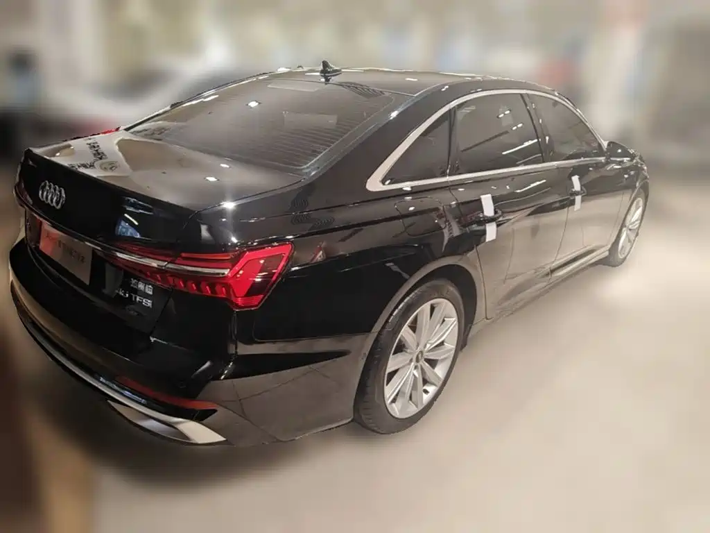 Audi A6L — миниатюра 10