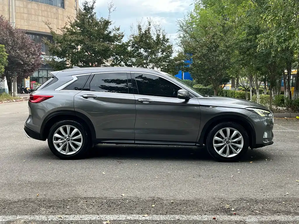 Infiniti QX50 — миниатюра 7